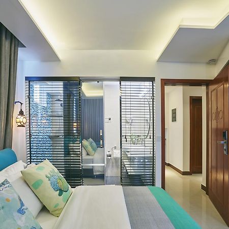 Island Beach House Hulhumale Esterno foto