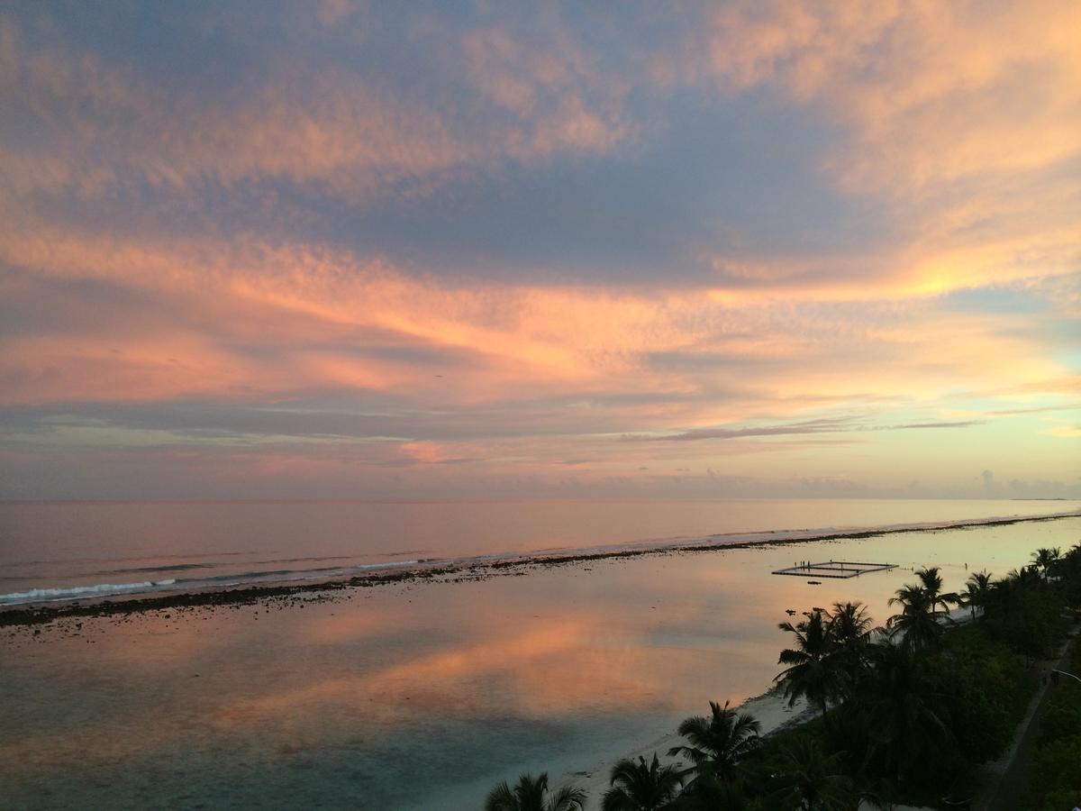 Island Beach House Hulhumale Esterno foto
