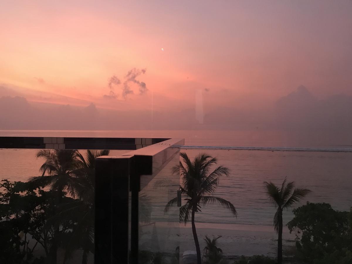 Island Beach House Hulhumale Esterno foto